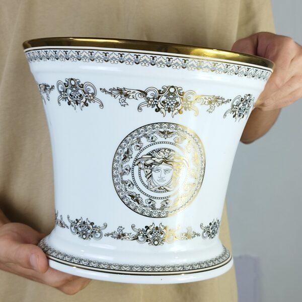 گلدان چینی ام ای دبلیو ( M.E.W ) طرح ورساچه سایز بزرگ سفید - Image 2